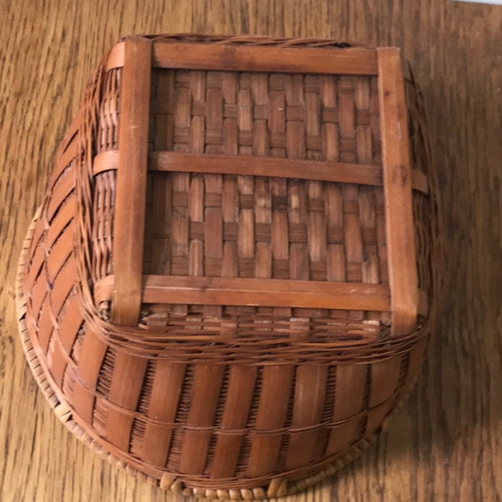Vintage Wicker Bamboo Basket - Picture 2 of 7